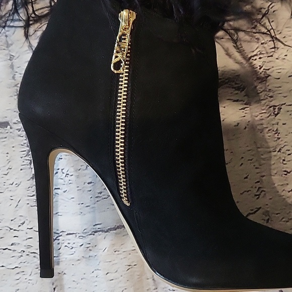 Michael Michael Kors Whitby Bootie - Picture 4 of 8